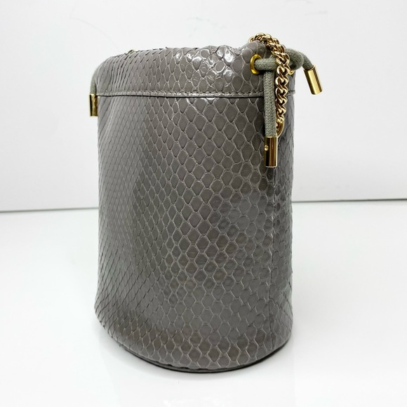 Gucci Python ‘Zumi’ Bucket Crossbody Bag - Picture 10 of 13